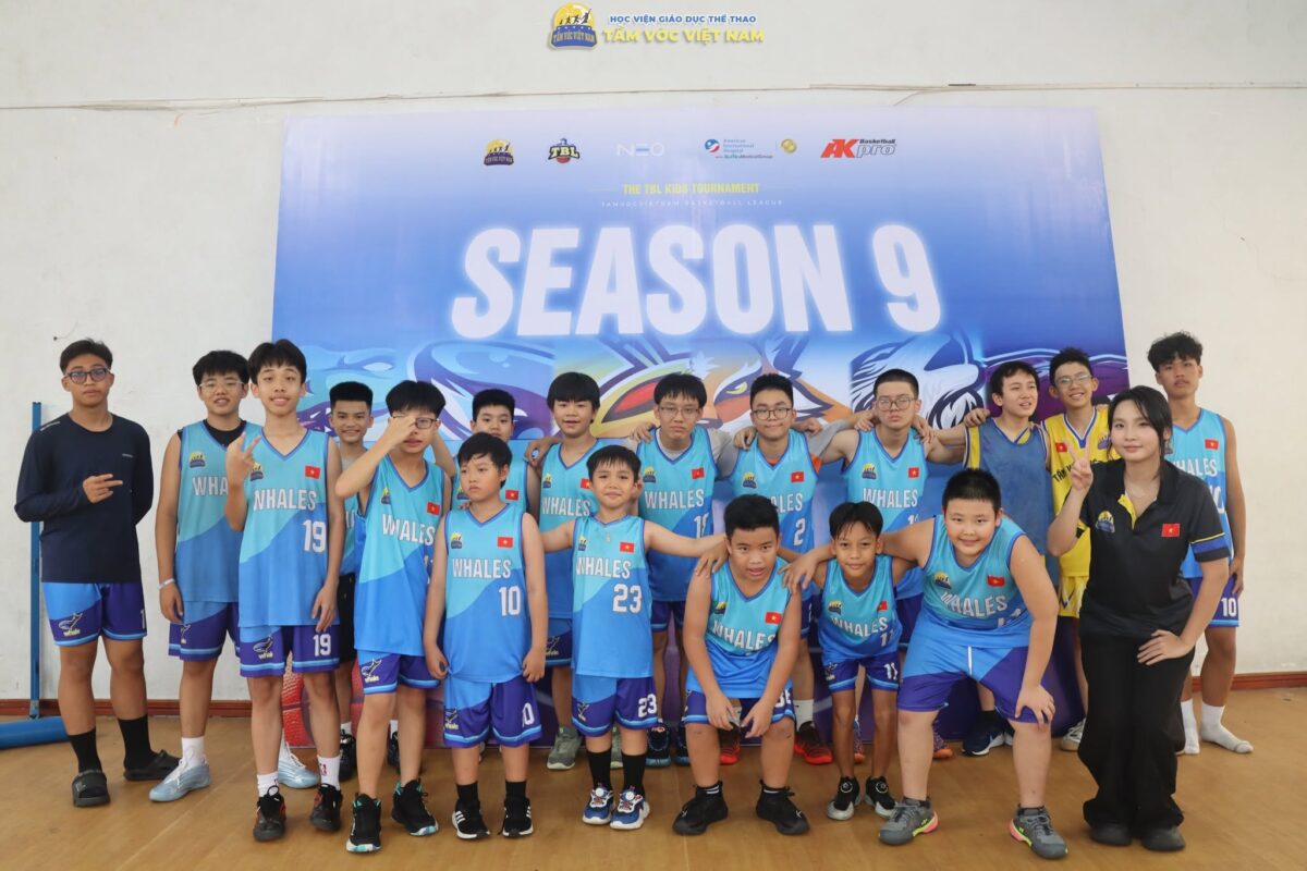 Giải ba thuộc về Whales